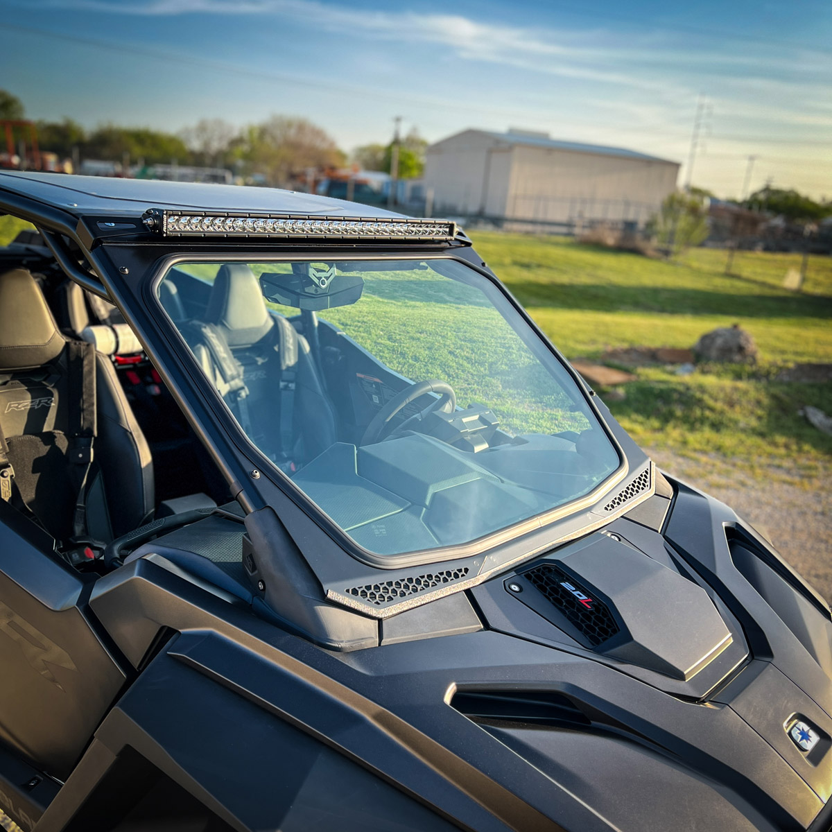 rzr pro glass windshield installed on a RZR Pro R