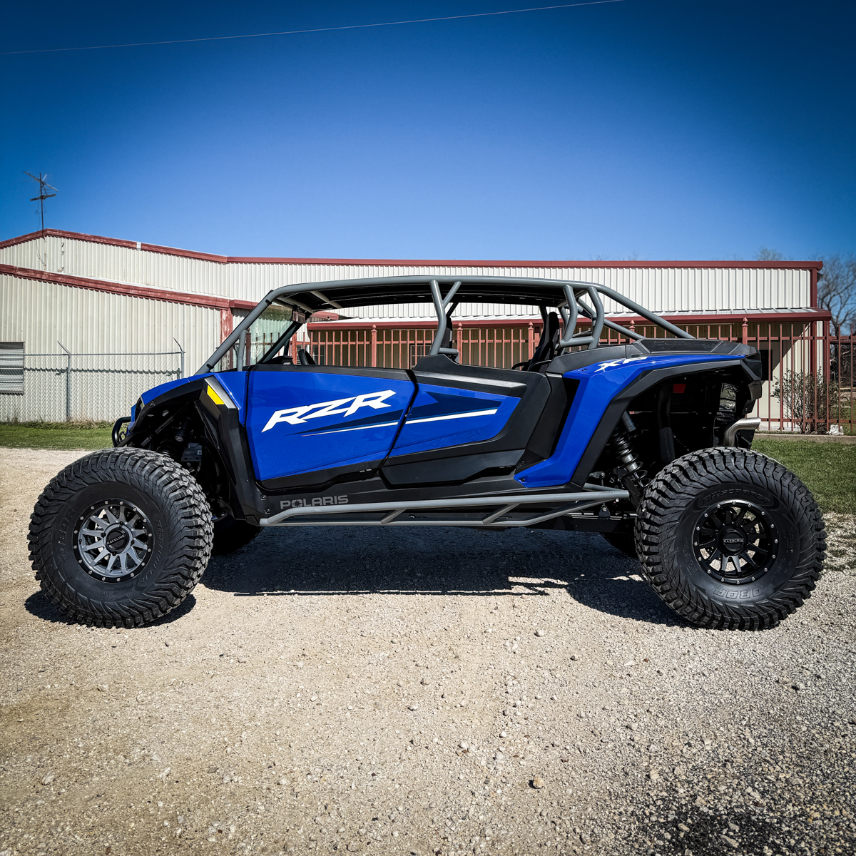 2024 xp 4 1000 tree kicker installed on a blue 4 seat xp 1000